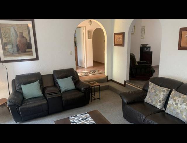 4 BEDROOM HOUSE FOR SALE IN FREEWAY PARK